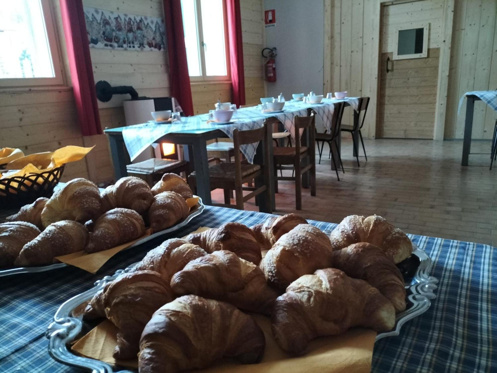 La Casa Via Del Sale Hostel Лимоне Пиемонте Екстериор снимка