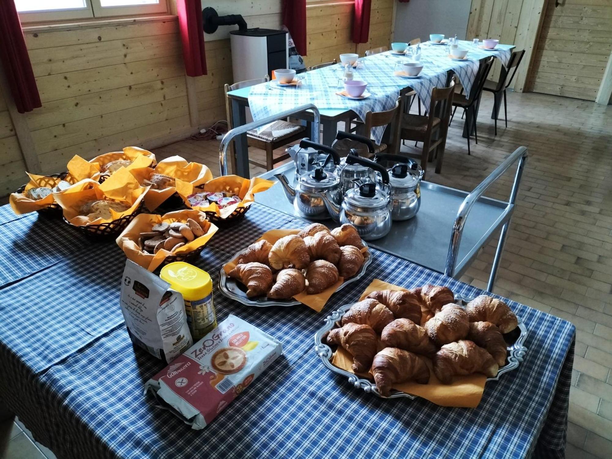 La Casa Via Del Sale Hostel Лимоне Пиемонте Екстериор снимка